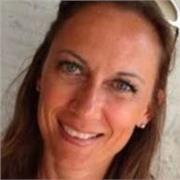 Madre lingua francese disponibile per conversazione in lingua o aiuto scuole medie